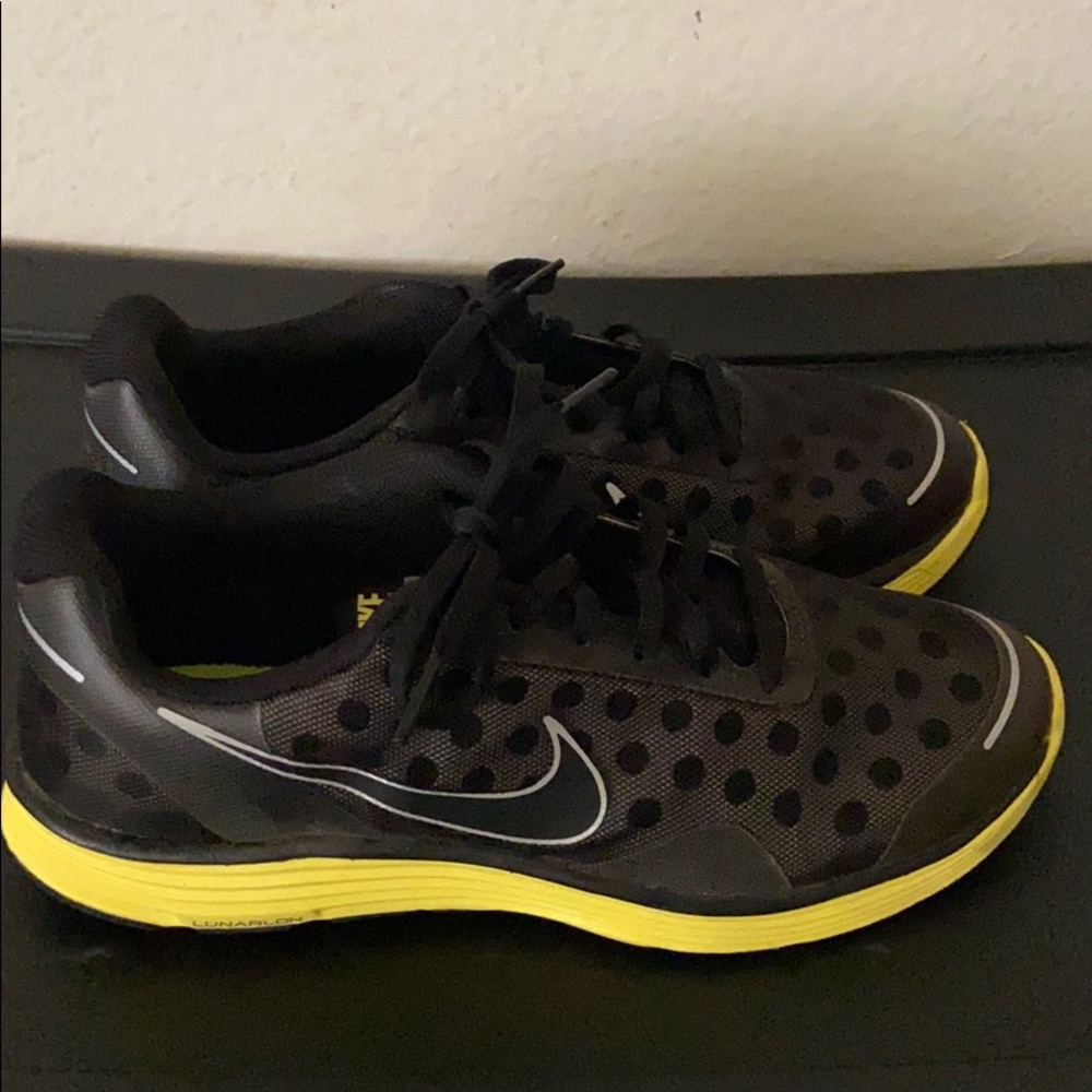 Boy Nike Runner Shoes